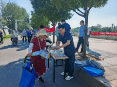 向过往群众普及《中华人平易近国消费者权益保